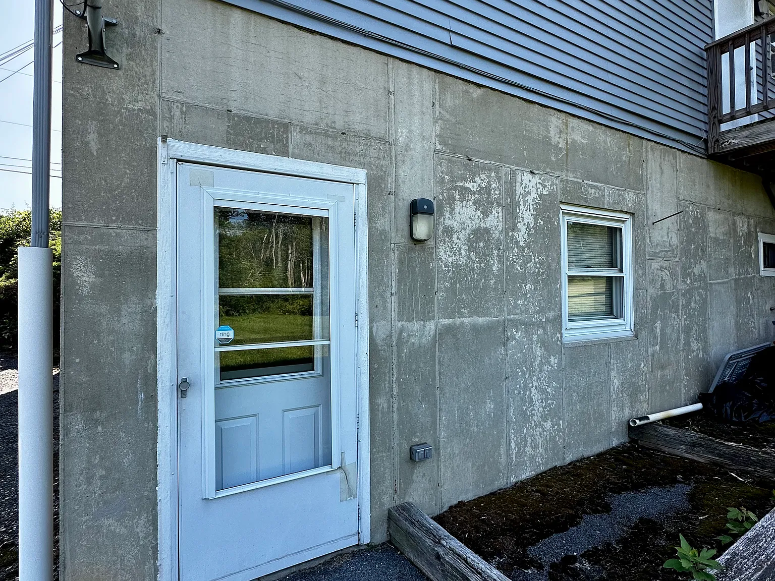 2 bed, 750 sqft, $1,425 — Photo 1