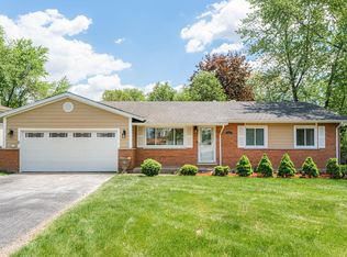 1027 Valewood Rd, Bartlett, IL 60103