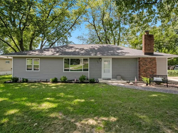 133 Carol Louise Dr, Caseyville, IL 62232