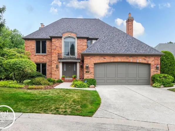 34 Windemere Ln, Grosse Pointe, MI 48236