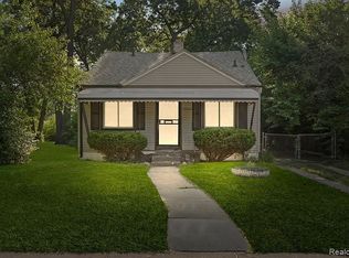 20044 San Juan Dr, Detroit, MI 48221