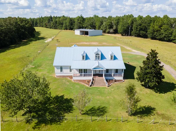 1557 Ingle Rd, Defuniak Springs, FL 32433