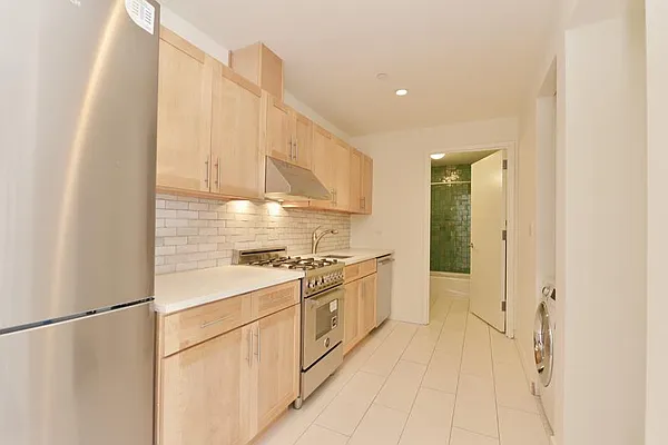 Rented by Brooklyn Bridge | media 24