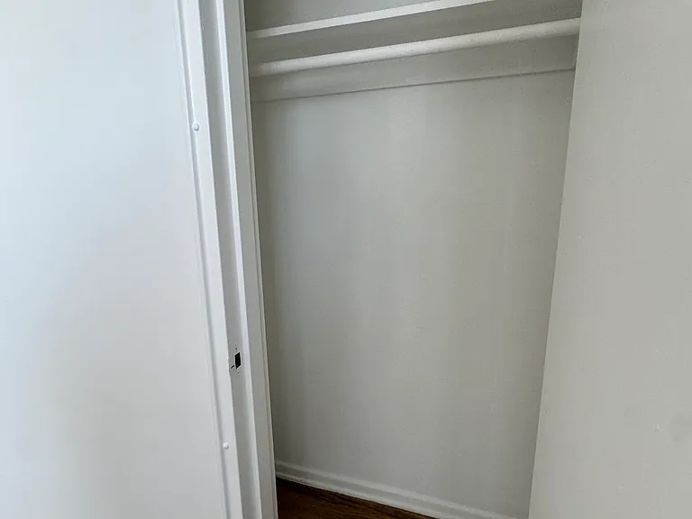 N Berendo St — Photo 2