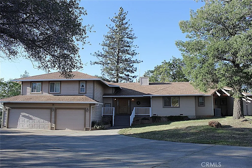 3482 Skycrest Dr photo 1