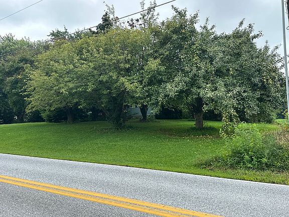 2nd image of 530 Muddy Creek Forks Rd