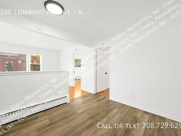 2nd image of 2100 Lombard Ave #4