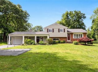 603 Glenwood Rd, Yorktown Heights, NY 10598