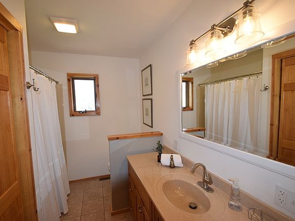 4th image of 29103 Wild Rose Ln