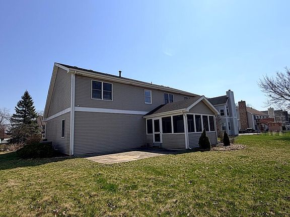 4th image of 2710 Wood Dr #46311
