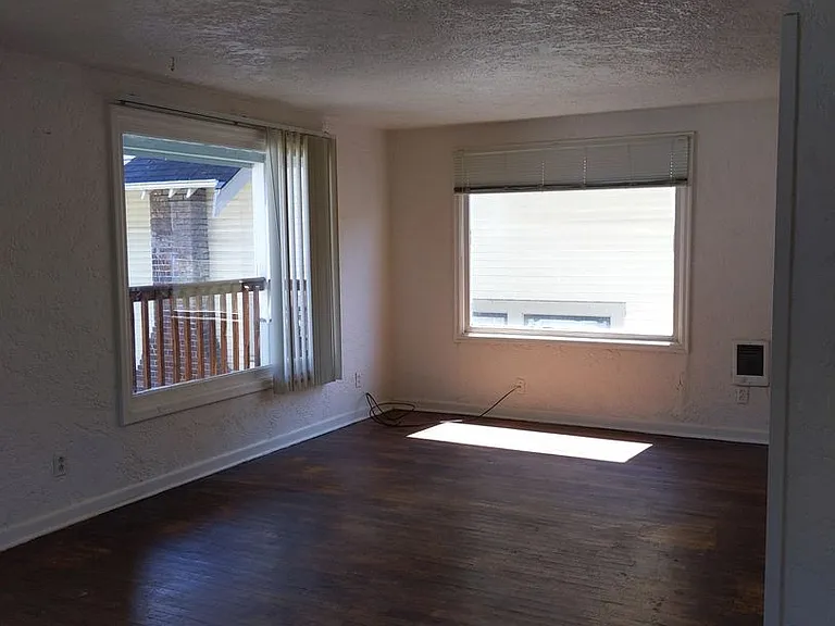 1566 1/2 Mill St — Photo 3