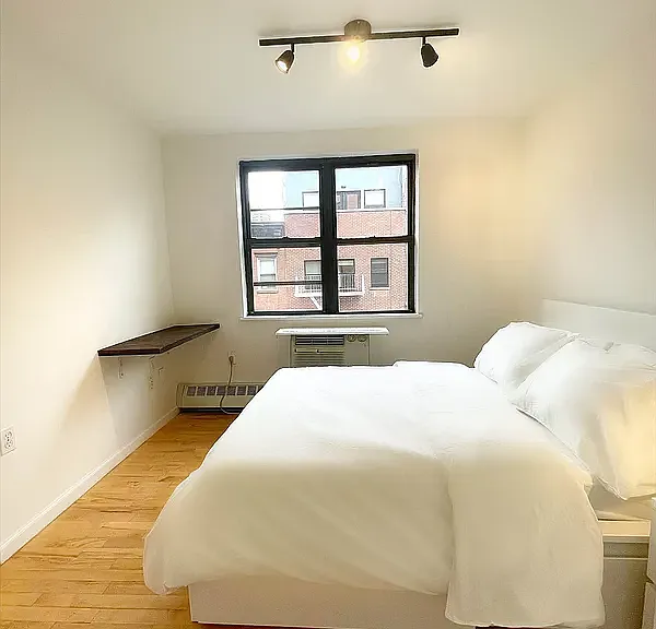 49 Ludlow St #5B — Photo 8