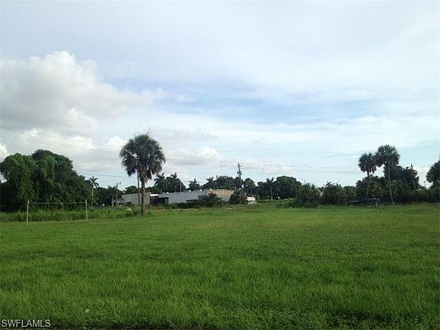 1st image of 3662 Estelle Ave