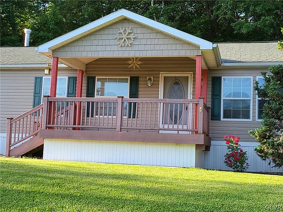 3rd image of 185 Ashley Ln E