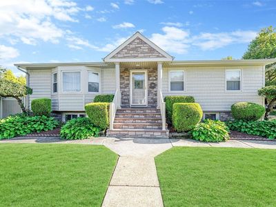 68 Bonaparte Avenue, Islip, NY, 11751