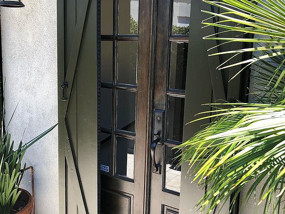 4th image of 3420 Troy Dr