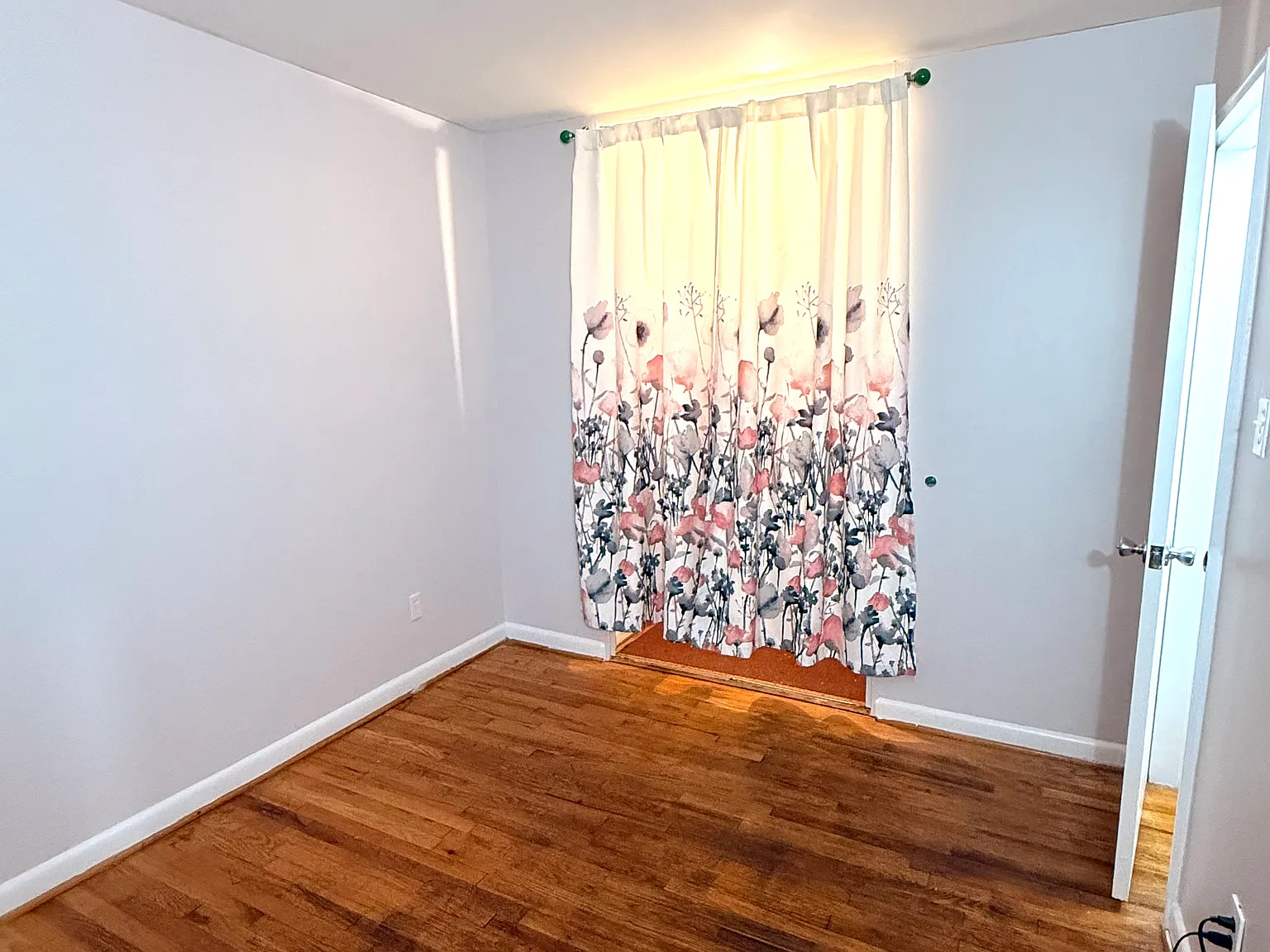 4 bed, 1141 sqft, $1,200 — Photo 4