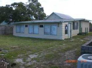 1919 N 3rd St, Fort Pierce, FL 34946