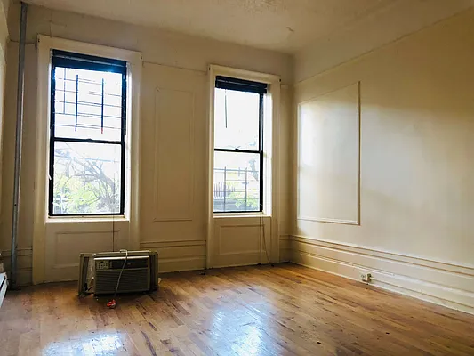 Rented by Nooklyn NYC LLC | media 45