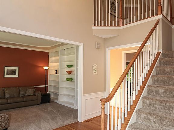 5th image of 8201 Wycliffe Dr