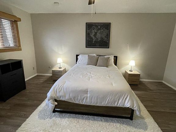 4th image of 4461 Walden Ln NE