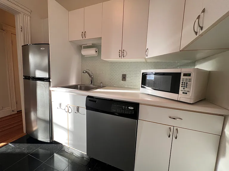 52 Charlesgate E #174 — Photo 7