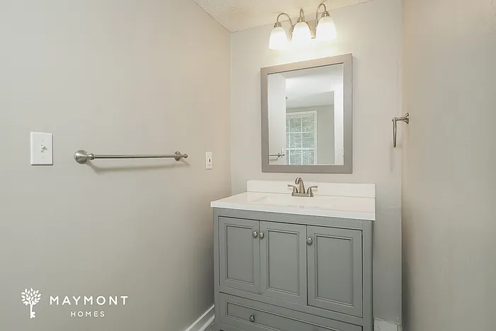 4629 Harden Blvd — Photo 11