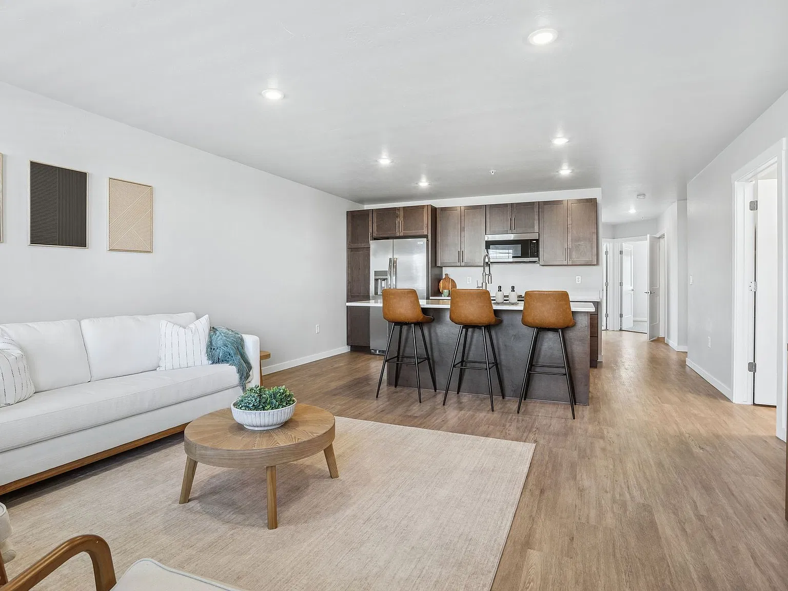 1580 Main Townhomes and Apartments — Photo 4