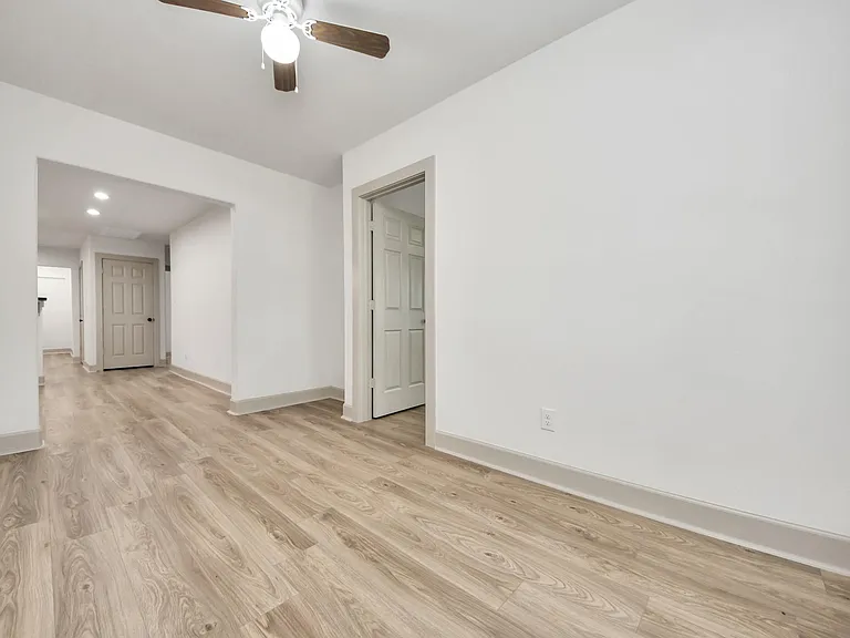 2919 Rosedale St #B — Photo 9