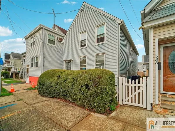 531 Penn St, Perth Amboy, NJ 08861