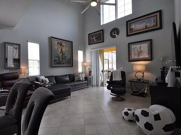 4th image of 5644 Siracusa Ln
