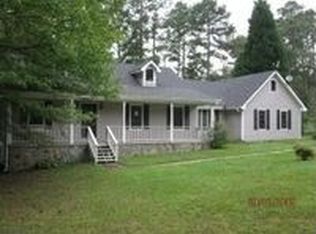 1305 Oakwood Rd, Jonesboro, GA 30236