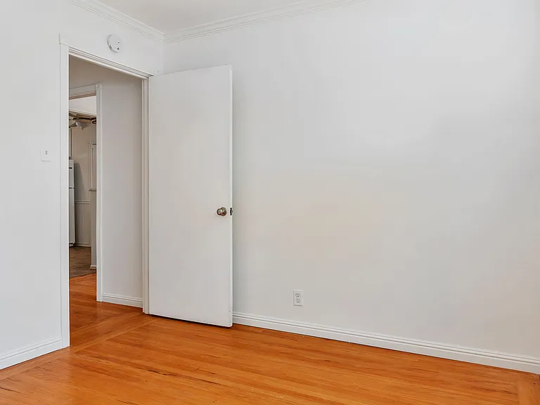 1228 Ruby St — Photo 14
