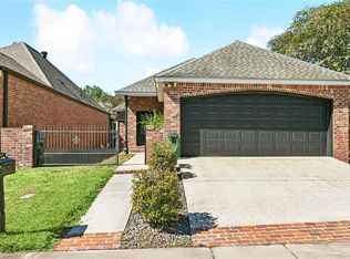 2445 Randy Dr, Denham Springs, LA 70726