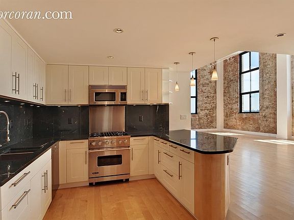 3rd image of 330 Wythe Ave APT 6G