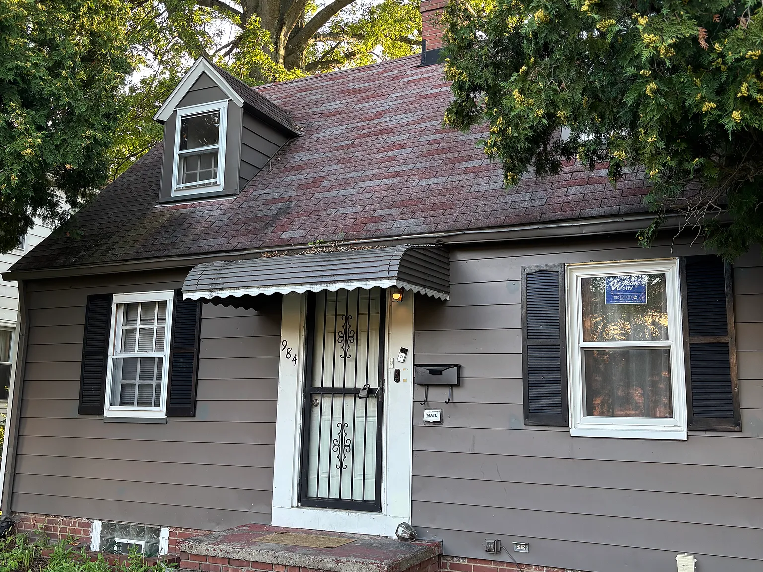 984 Greenwood Ave — Photo 2