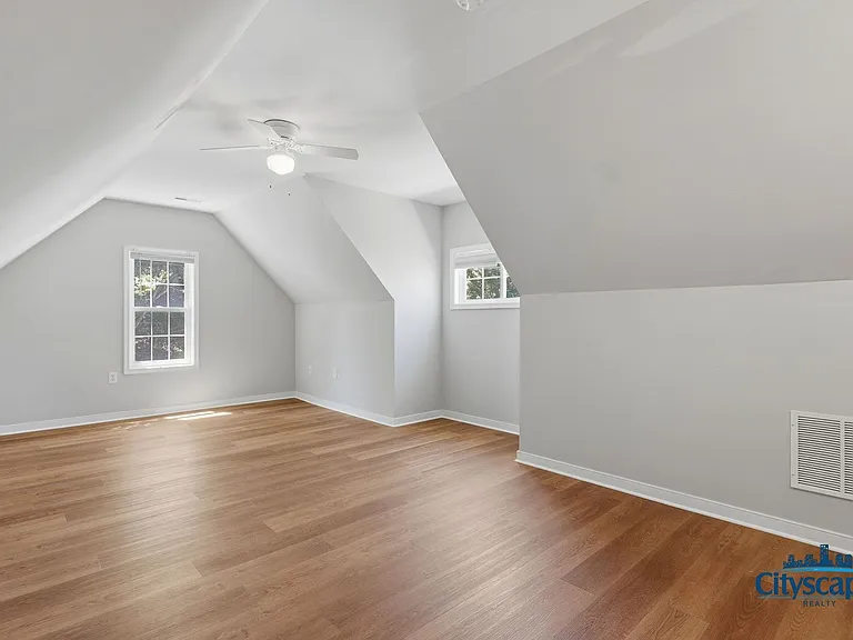 14318 Forest Row Trl — Photo 32