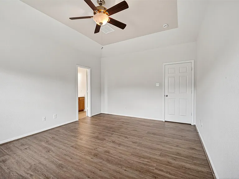 2346 Bermuda Shores Dr — Photo 16