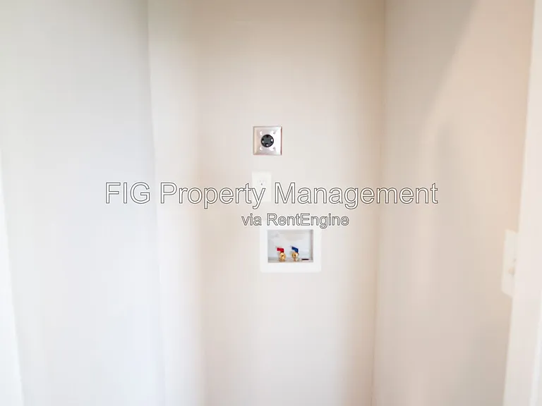 607 Hillview Rd — Photo 6