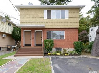 69 Inwood Rd, Port Washington, NY 11050