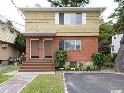 69 Inwood Rd, Port Washington, NY, 11050