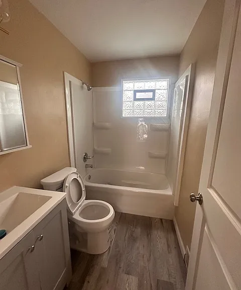 14128 Patton St — Photo 4