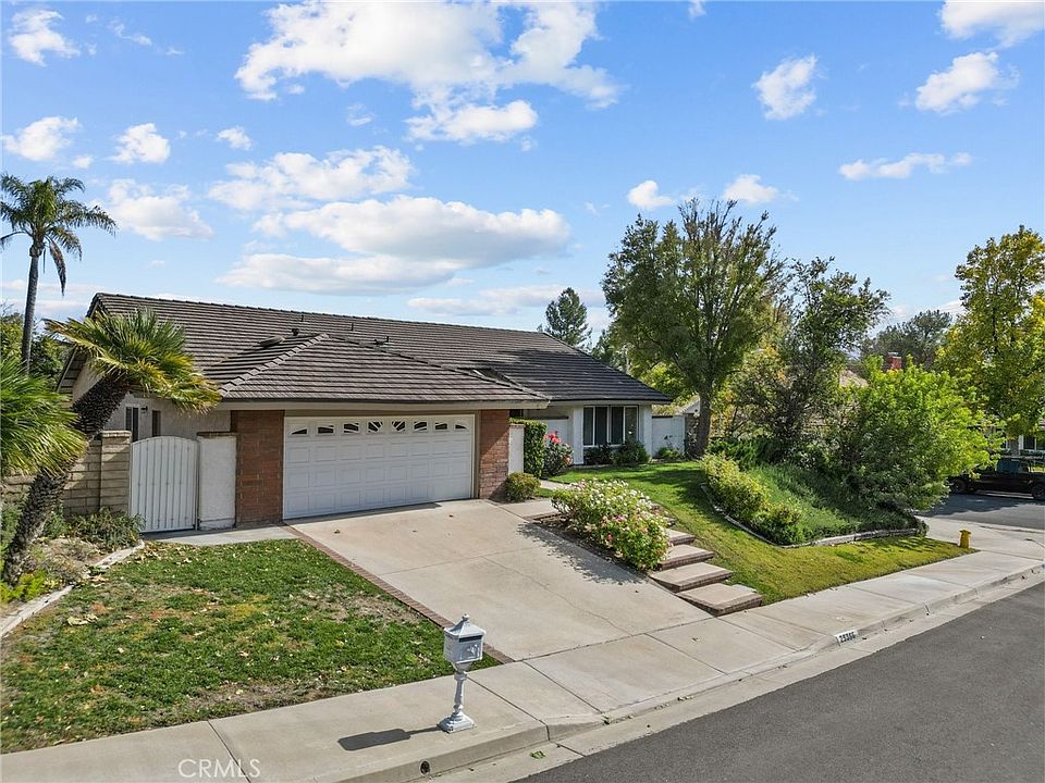 1st image of 25356 Fortuna Dr