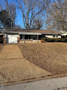 9737 Wendell Dr, Saint Louis, MO, 63136