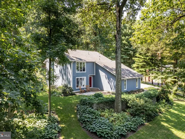 2168 Timothy Dr, Westminster, MD 21157