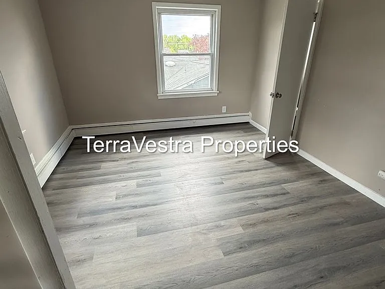 41-43 Oak Street — Photo 8