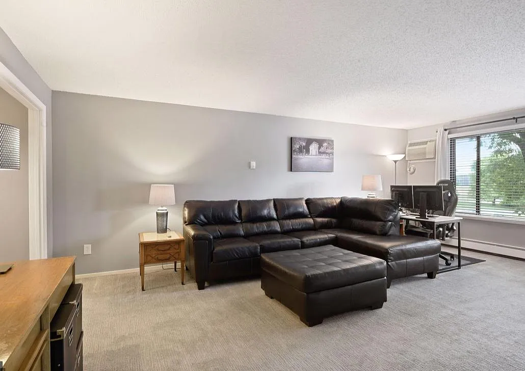 1 bed, 650 sqft, $1,495 — Photo 2