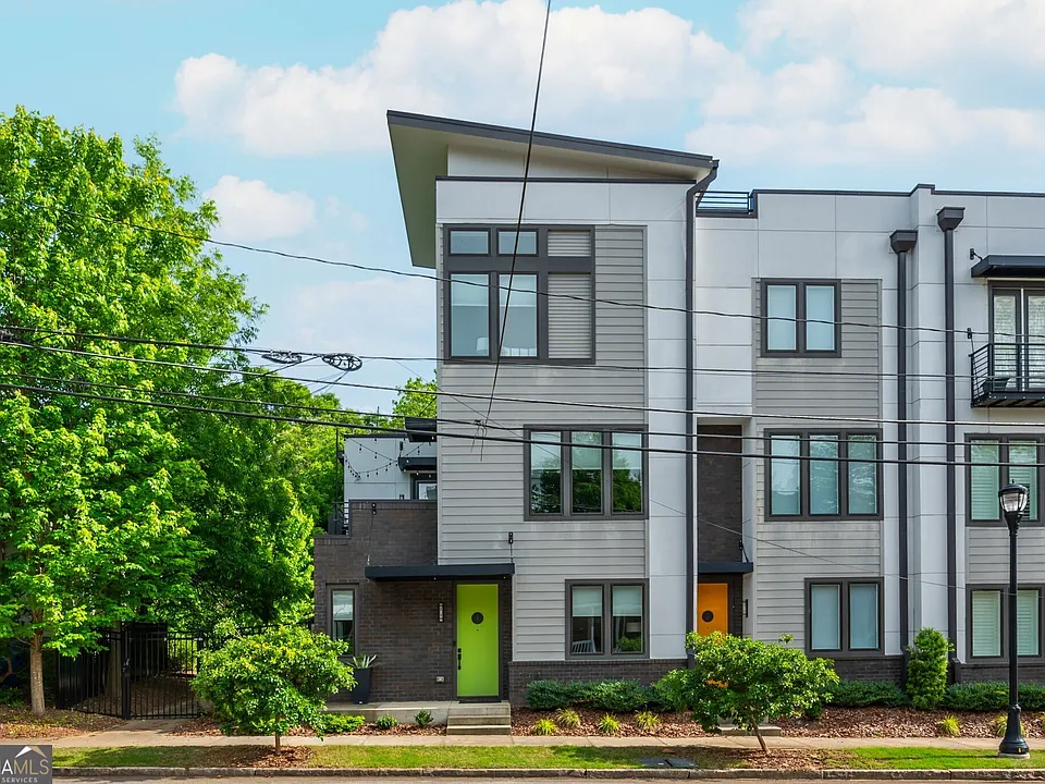415 Gartrell St SE #1