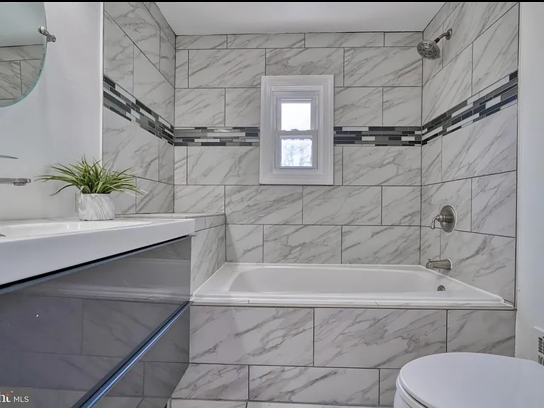 701 Platinum Ave — Photo 24