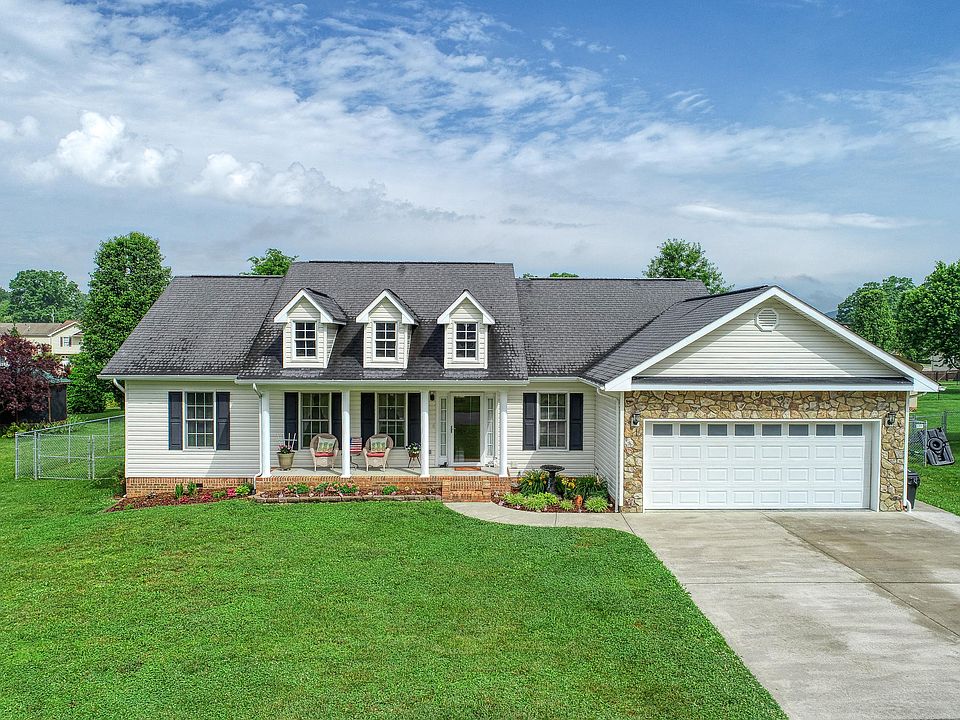 1st image of 448 Grey Fox Dr